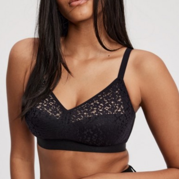 Chantelle Other - Chantelle Black Lace Bra
